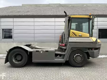 Terminal tractor 2018  Terberg RT223 4X4 (4)