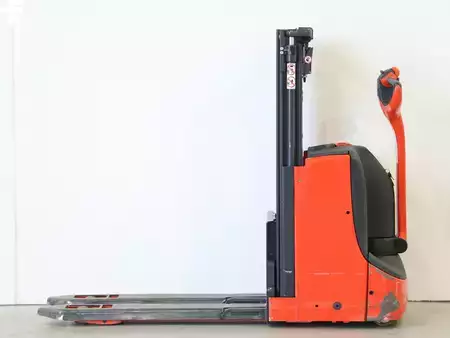Pallet Stackers 2017  Linde D08/1160-00 (1)