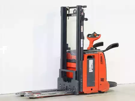 Hochhubwagen 2021  Linde D12AP/133-01 (2)