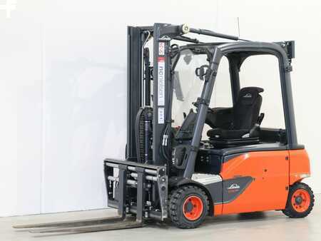 Elektryczne 4-kołowe 2023  Linde E20PL/386-02 EVO (2)