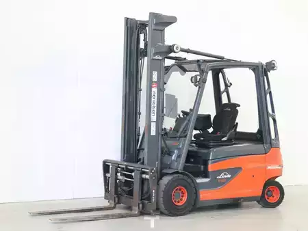 Carrelli elettrici 4 ruote 2021  Linde E30L/387 (2)