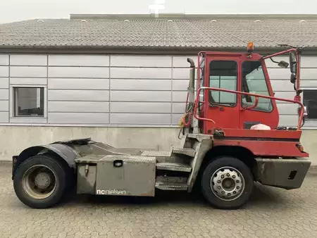 Terminal tractor 2013  Terberg YT182 4X2 (4)