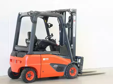 Elektryczne 4-kołowe 2024  Linde E16P/386-02 EVO (3)