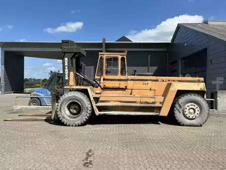 Wózki widłowe diesel 1982  Svetruck 301200 (1)