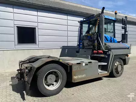 Terminaltraktor 2016  Terberg RT223 4X4 (3)