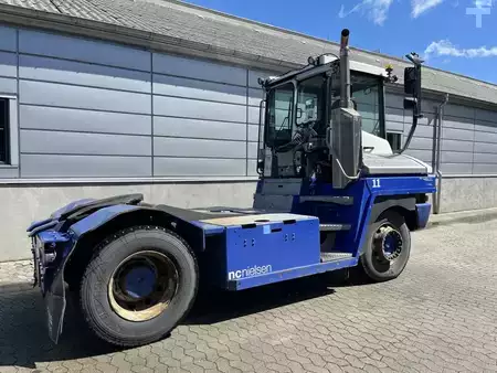 Terminálový traktor 2020  Terberg TT223 4X2 (3)