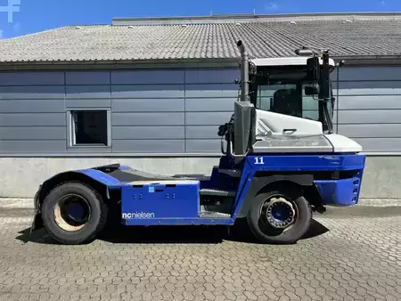 Terminálový traktor 2020  Terberg TT223 4X2 (4)
