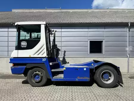 Terminálový traktor 2020  Terberg TT223 4X2 (1)