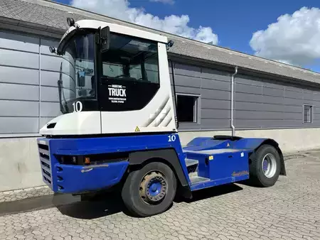 Terminálový traktor 2020  Terberg TT223 4X2 (2)