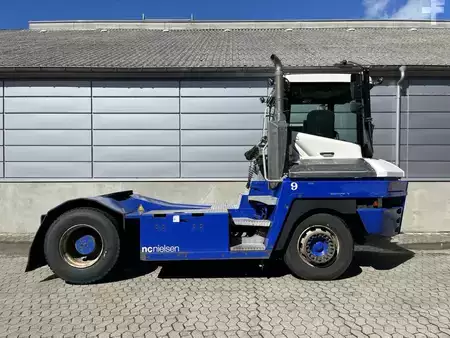 Terminálový traktor 2020  Terberg TT223 4X2 (4)