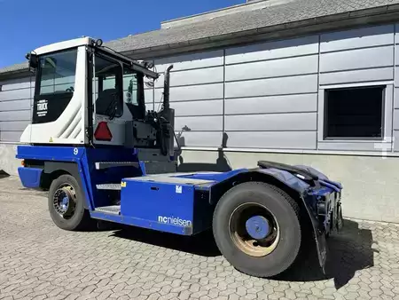 Terminálový traktor 2020  Terberg TT223 4X2 (6)