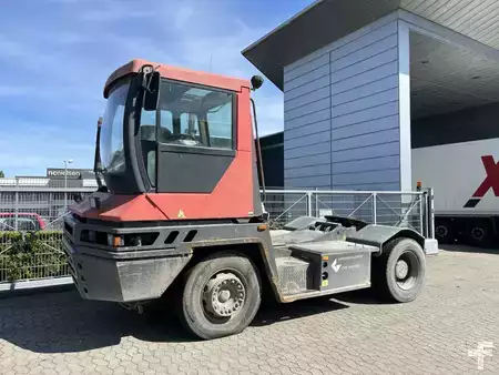 Terminál traktor 2005  Terberg TT222 4X2 (2)