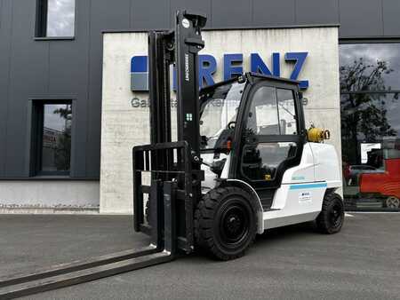 LPG Forklifts 2021  Mitsubishi FG55 (1)