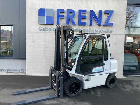 Empilhador a gás 2015 Unicarriers UG1D2A30LQ (1)