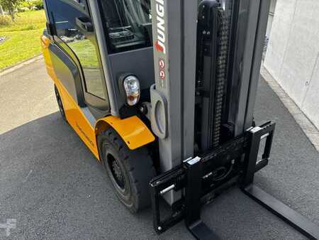 Gas gaffeltruck 2020  Jungheinrich TFG425 (3)