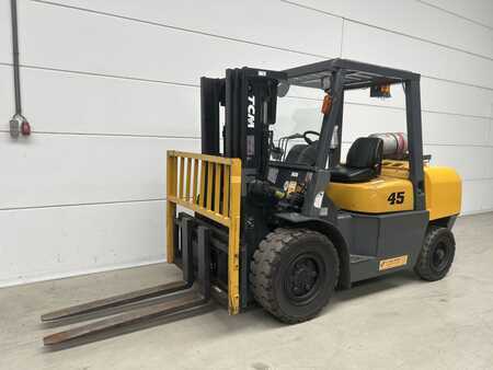 LPG VZV 2012  TCM FG45T9 (3)