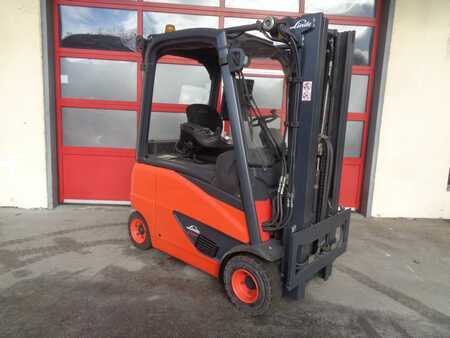 Elektrisk- 4 hjul 2018 Linde E20PH-02 (1)