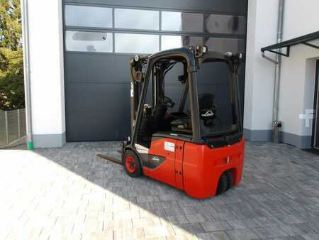 Elektrisk- 3 hjul 2018 Linde E16C-02 (3)