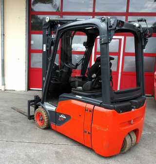 Elektrisk- 3 hjul 2019  Linde E16-02 (3)