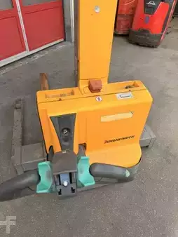 Stacker pedestre 2019  Jungheinrich EMC B10 (3)