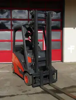 Chariots élévateurs diesel 2017  Linde H14D (1)