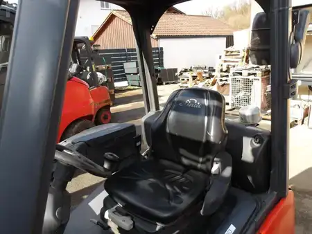 Chariots élévateurs diesel 2017  Linde H14D (4)