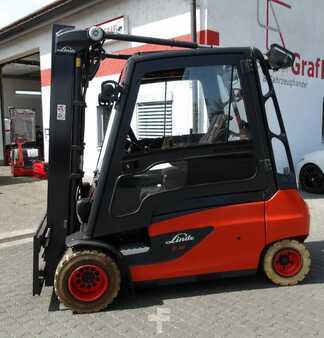 Elektro čtyřkolový VZV 2018  Linde E35L-01 (2)