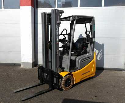 Elektromos 3 kerekű 2016  Jungheinrich EFG213 (2)