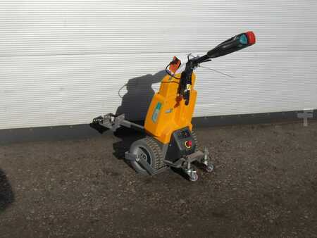 Traktor 2023 Jungheinrich EZS 010 (1)