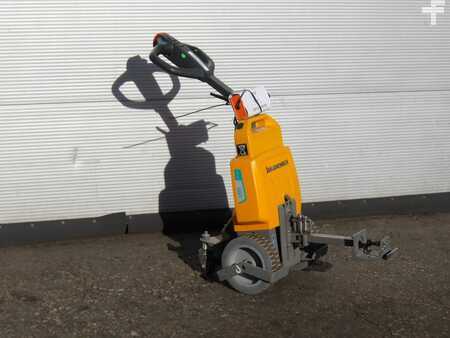 Traktor 2023 Jungheinrich EZS 010 (3)