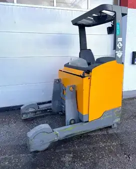 Rækketruck 2017  Jungheinrich ETV320 (1)