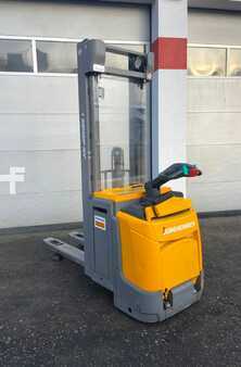 Hochhubwagen 2018  Jungheinrich ERC 216z (1)