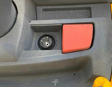 Hochhubwagen 2018  Jungheinrich ERC 216z (5)