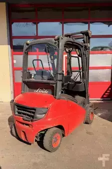 Dieselstapler 2010  Linde H20D (2)