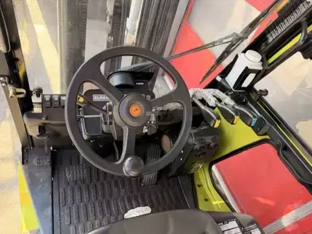 Carrelli elevatori GPL 2018  Clark C15L (6)