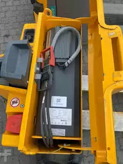 Transpaleta eléctrica 2018  Jungheinrich EJE 220 (4)