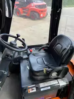 3-wiel elektrische heftrucks 2011  Doosan B15R-5 (4)