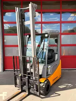 Elektro tříkolové VZV 2021  Jungheinrich EFG216k (1)