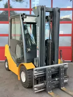 Dieselový VZV 2014  Jungheinrich DFG435s (2)