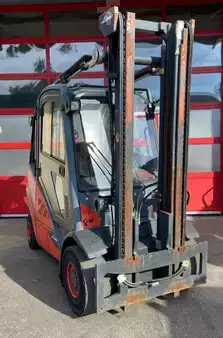 LPG VZV 2013  Linde H25T-02/600 (2)