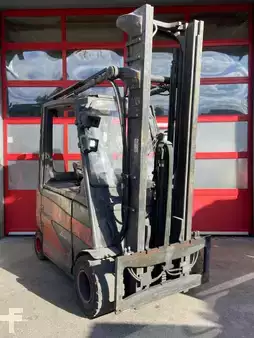 El truck - 4 hjulet 2018  Linde E35HL-01 (2)