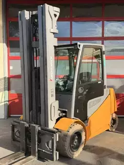 Elektro čtyřkolový VZV 2017  Jungheinrich EFG550s (1)