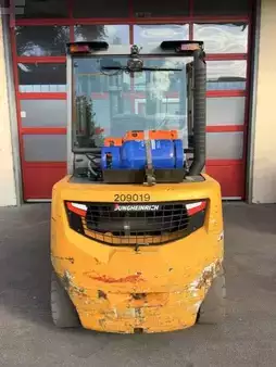 Gázüzemű targonca 2017  Jungheinrich TFGS50s (4)