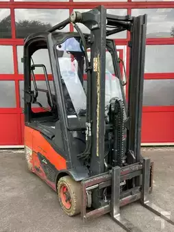 Carrelli elettrici 3 ruote 2020  Linde E14-02 (2)