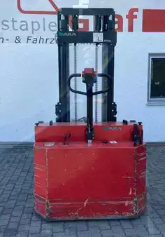 Pallestabler 2004  Baka EGI3,0-35BA (6)
