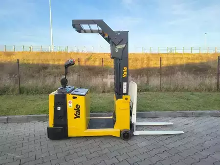 Pallet Stackers 2020  Yale MC 10 (2)