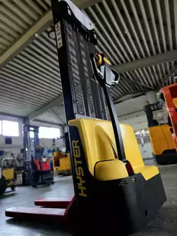Hochhubwagen 2025  Hyster SC1.2 (1)