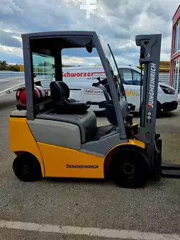 Wózki gazowe 2018  Jungheinrich TFG 316 (1)