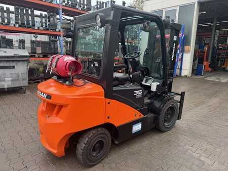 Chariots élévateurs GPL 2019  Doosan G35C-7 (3)