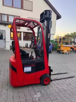 Eléctrico - 4 rodas 2020  Mariotti MYCROS 8C RWD (4)